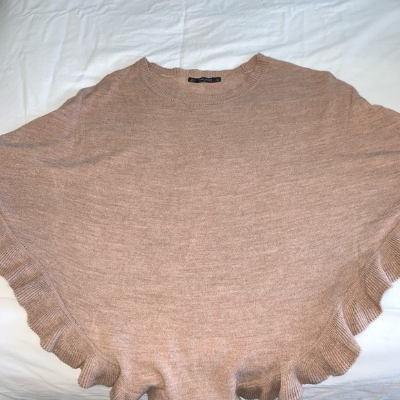 Zara Beige Ruffle Poncho - Picture 3 of 7